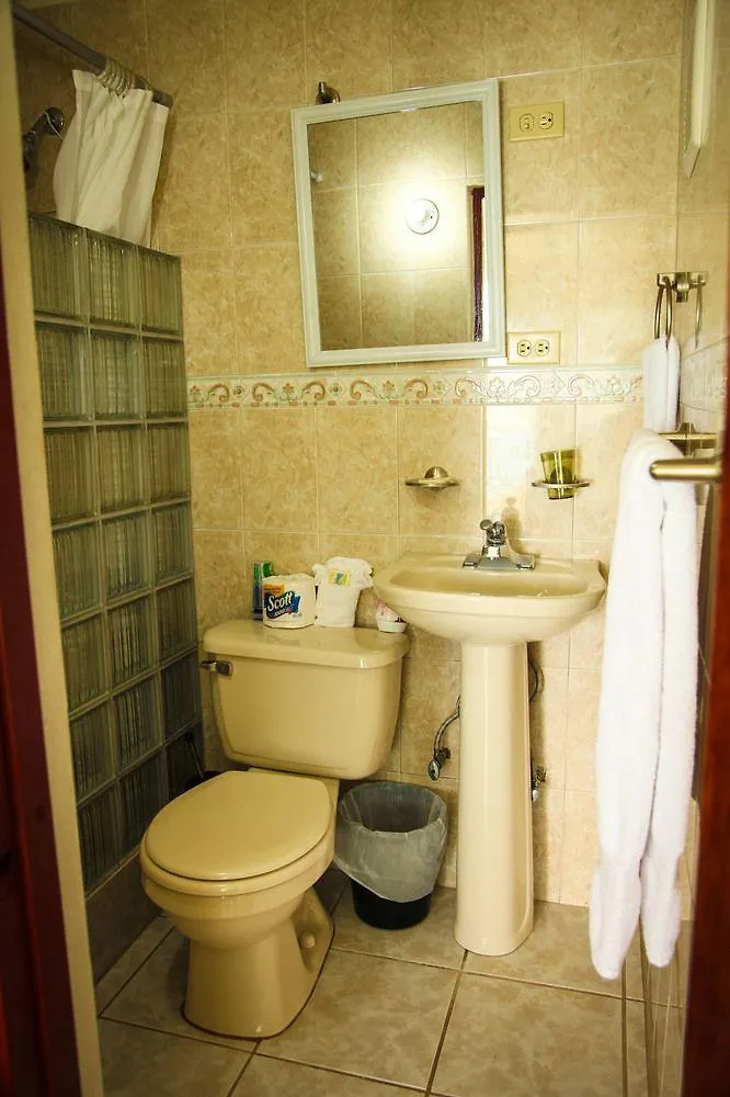 Casa Robinson Guest House 쿨레브라 3*,  푸에르토리코
