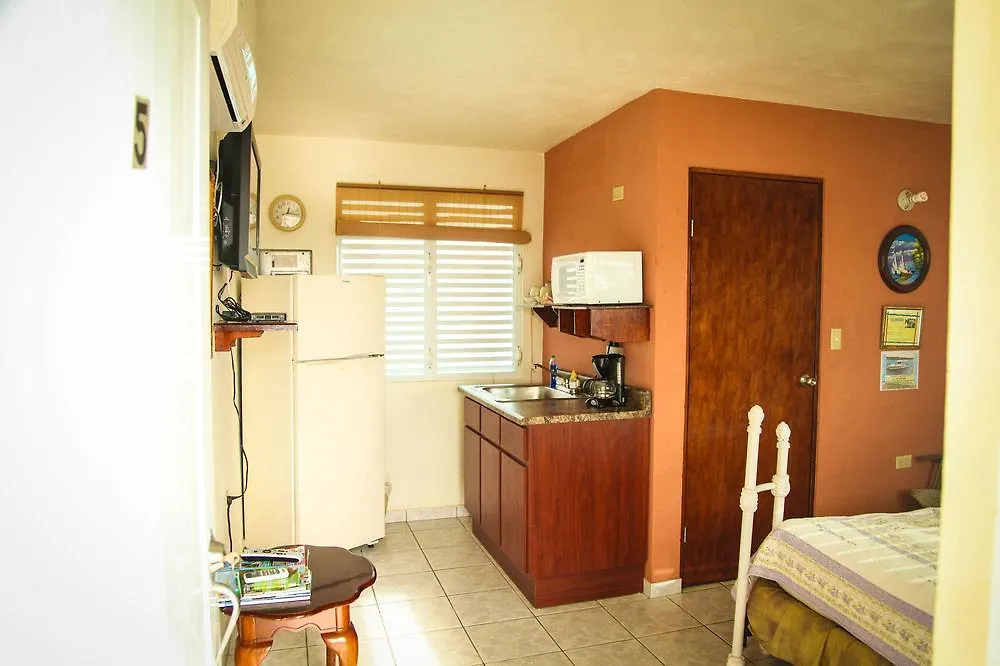 Casa Robinson Guest House 쿨레브라 3*,